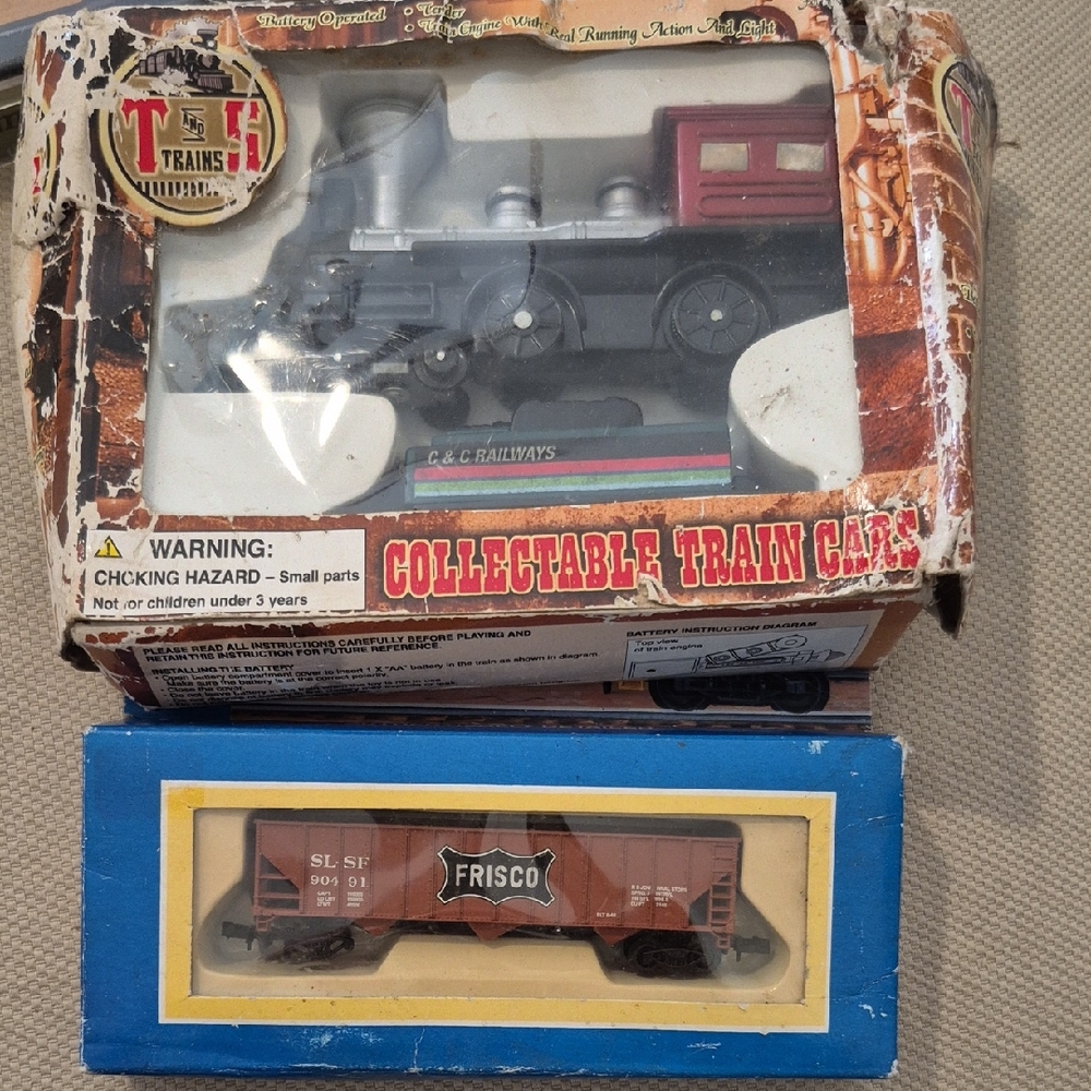 Vintage Life Like and Collectible Train Cars - Brown